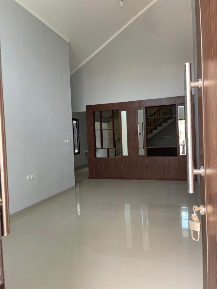 Rumah disewakan di Tropikana Jababeka Cikarang